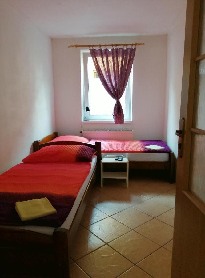 Vanessa Apartments Bešeňová Eksteriør bilde